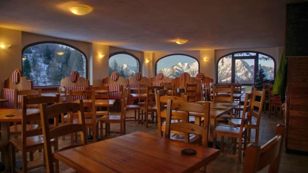 فندق بارزيوفي  Rifugio Campelli المظهر الخارجي الصورة