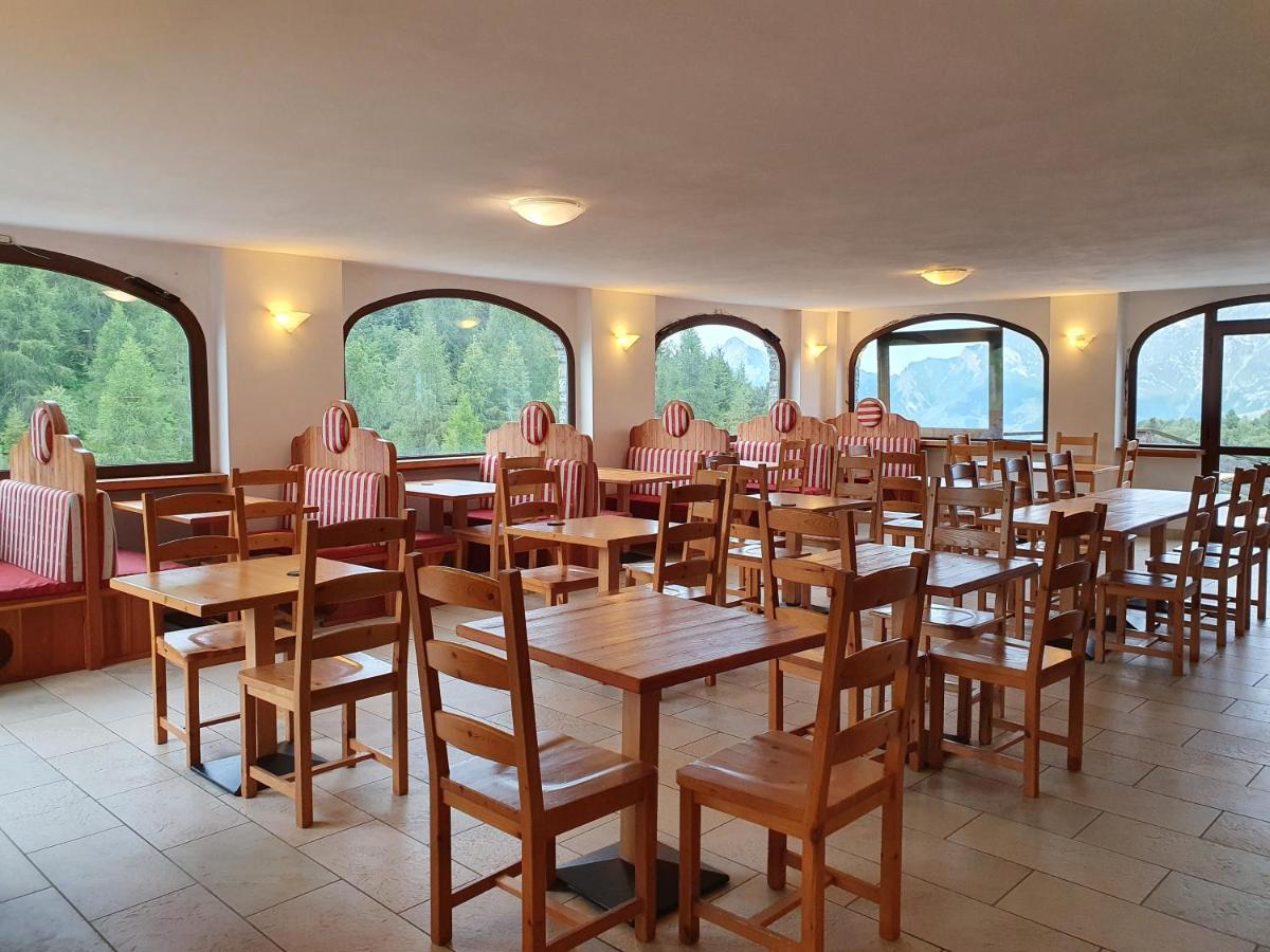 فندق بارزيوفي  Rifugio Campelli المظهر الخارجي الصورة